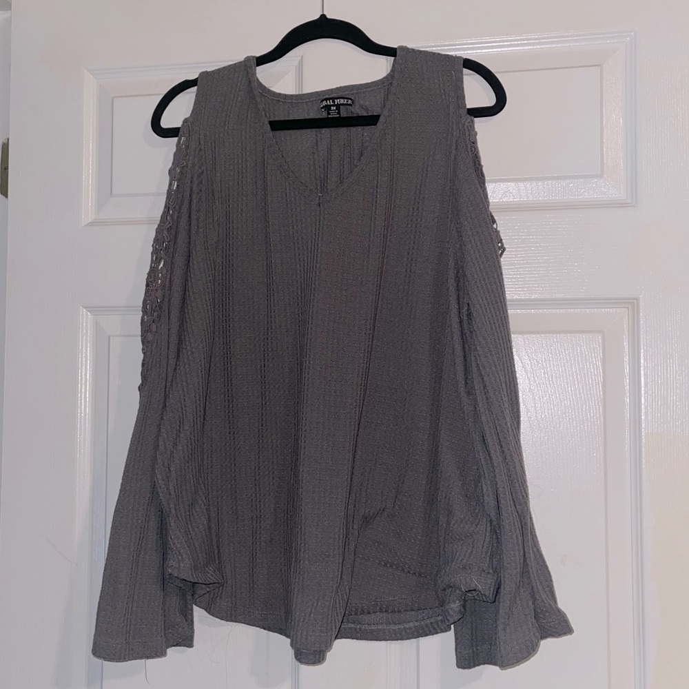 gray long sleeve